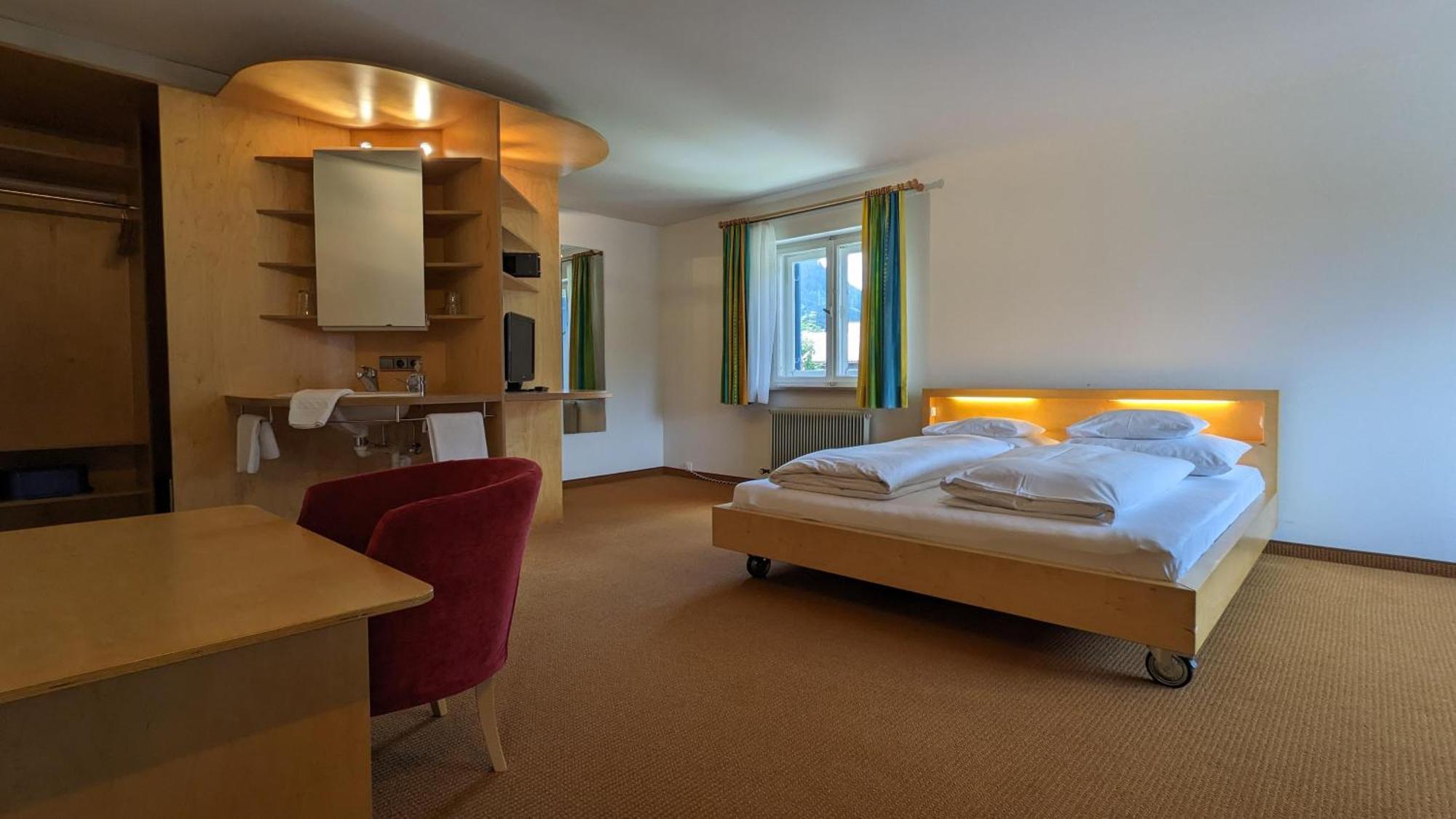 Keyone Rooms Loisach Lermoos Exterior foto